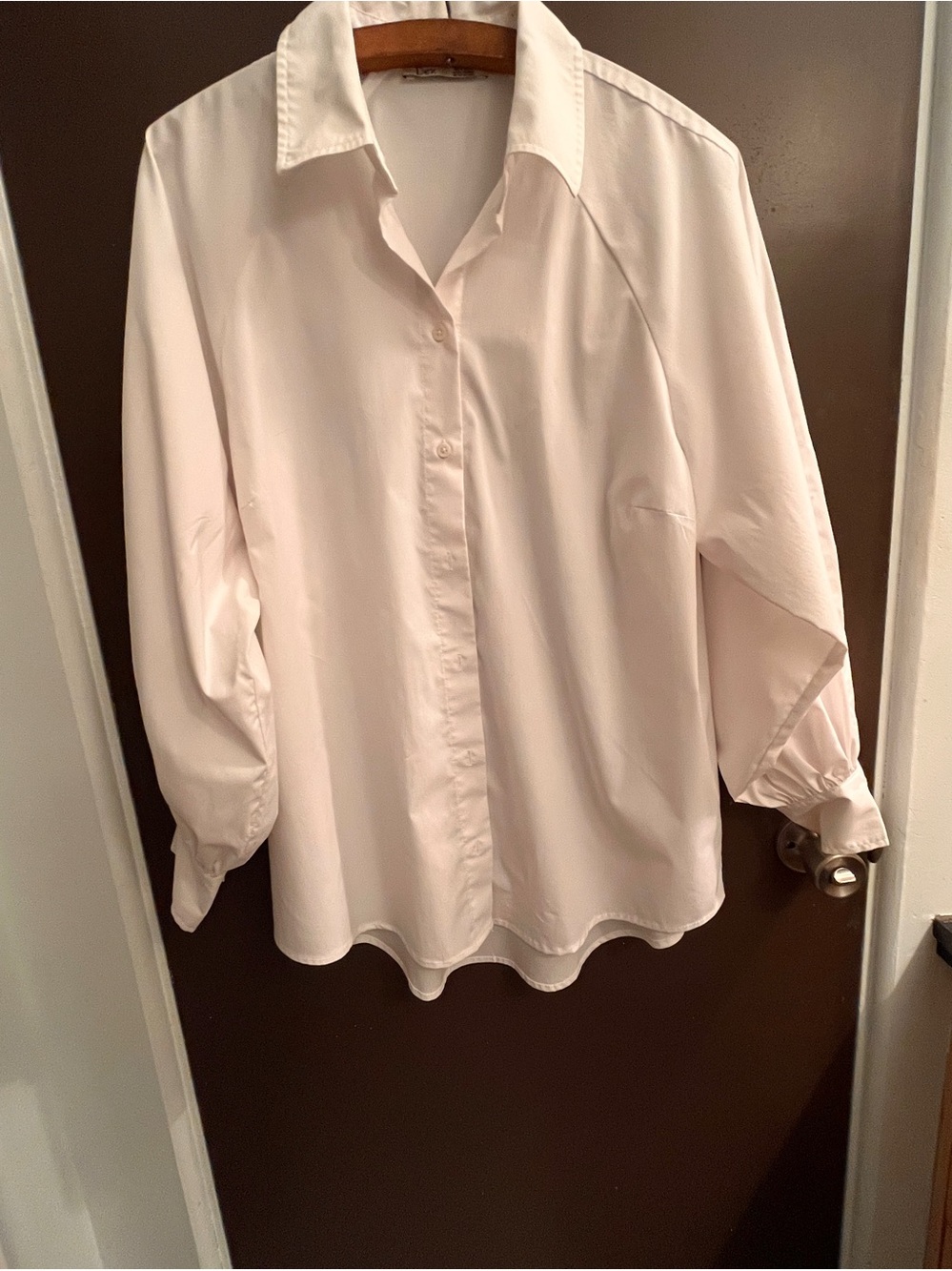 Women’s XL White Long-Sleeve Dress Shirt - Classic Collar